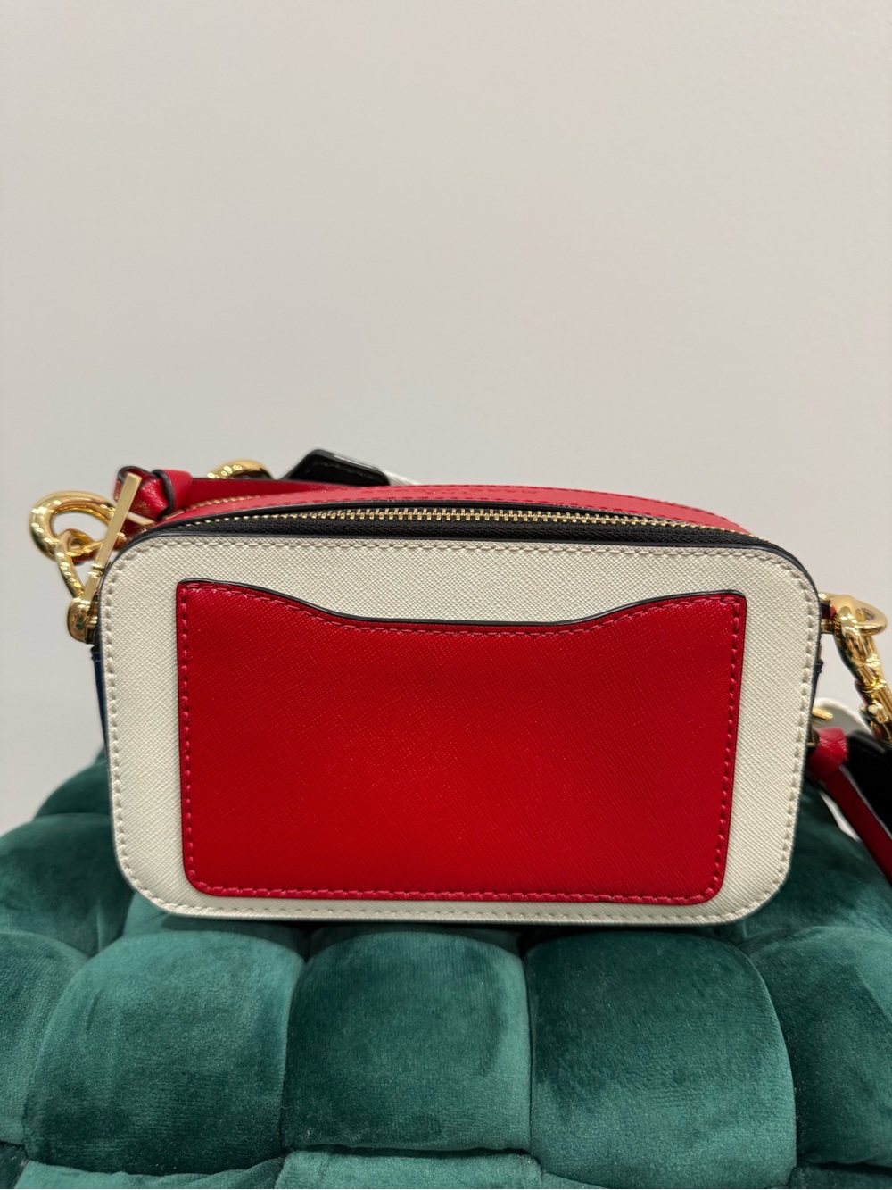 Marc Jacobs Cream Snapshot Crossbody with Red, White & Blue Strap - Picture 4 of 12
